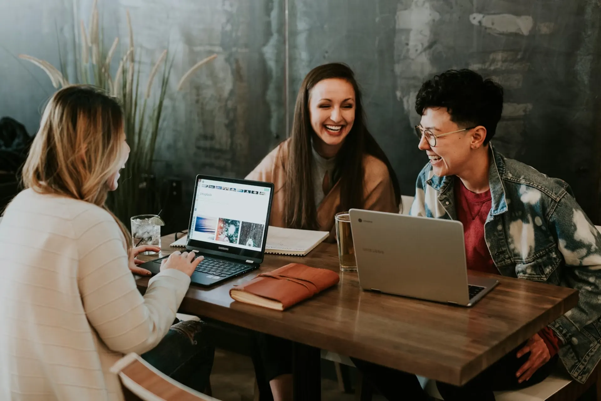 Careers at MeBilling Background